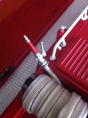 c-L&ouml;schrohr mit Naturgetreuem Feuerwehrschlauch